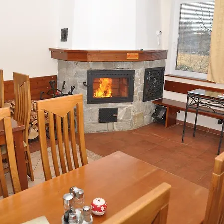 Pensionat & Restaurant Silma With Wellness Rychvald
